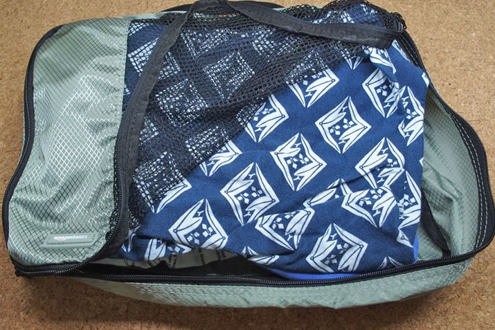 �_�u���W�b�p�[�Ȃ̂ŁA�D���ȕ����ɊJ�����Ƃ��ł��܂��B3�ӊJ���̂��֗��ł�