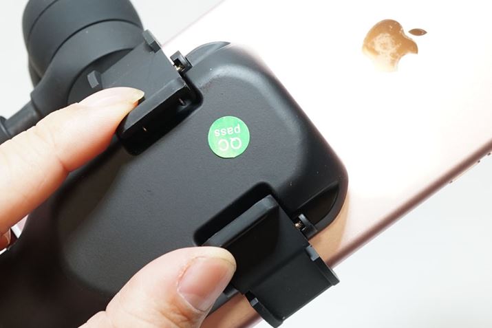 z_[̔wʂɂNbvJăX}zZbg܂