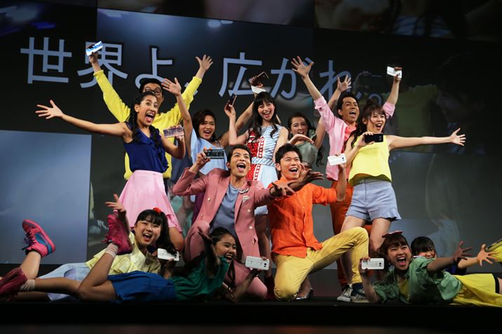 5G炷Eς\ptH[}XJL钆݂16l̃ptH[}[