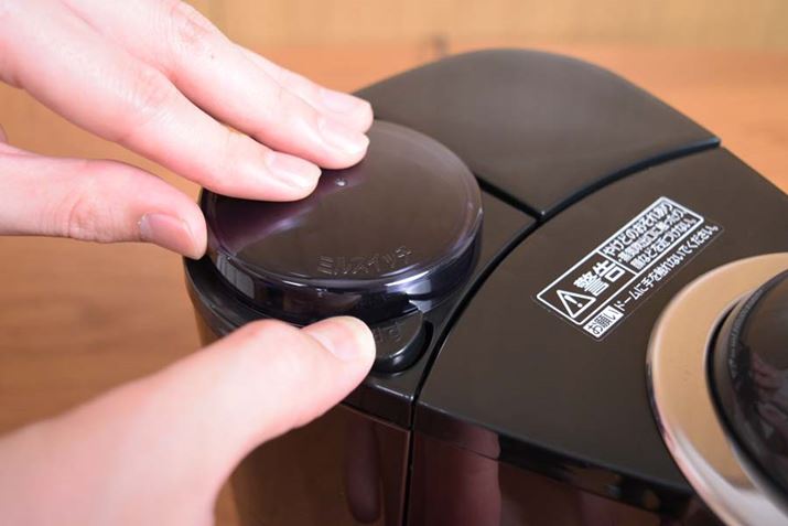 �~���ӂ����������Ȃ����O�̃~���X�C�b�`�������A���҂��J�n