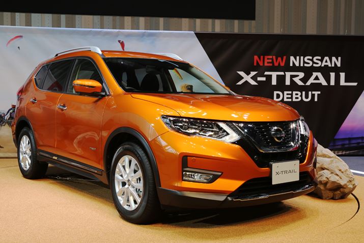 �G�N�X�g���C���̊O�ς́A2016�N�ɖk�ĂŔ������ꂽ�u���[�O�v�𓥏P���Ă���