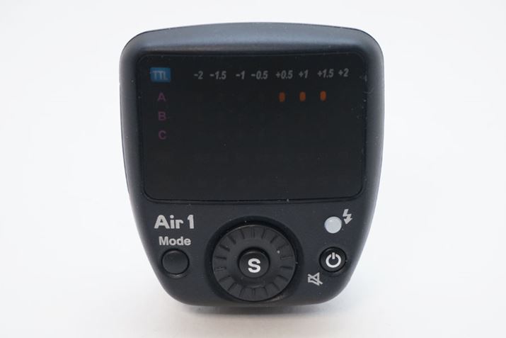 Air1Ƃi̖MłBR}_[Ƃ܂