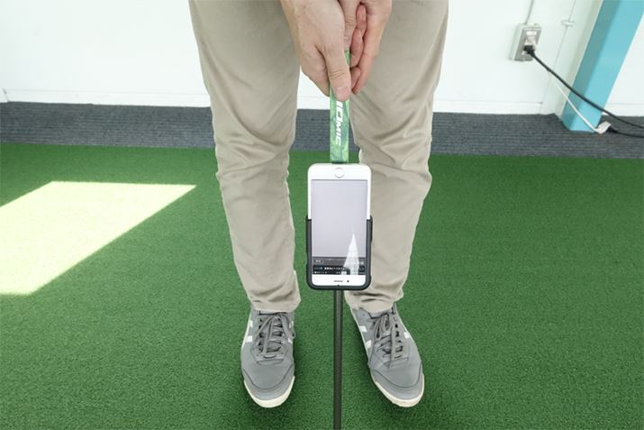 ���̂悤�ȏ�ԂŖ�3m�̃p�b�g��5���ł��A�X�g���[�N�̌X���𐔒l�����܂�