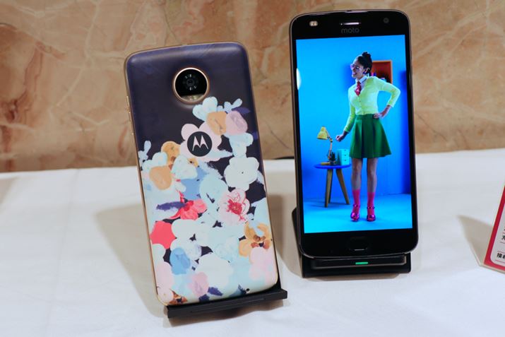 ���C�����X�[�d�L���b�v�B�ʐ^�̓t�����[�f�W�B�Ή�����[�d�K�i��Qi1/2/3�APMA3.0