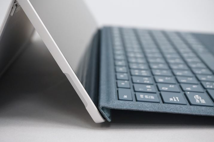 uSurface ProvƎ΂œ\܂ȂāAL[{[hɓ͂₷KxȊpx