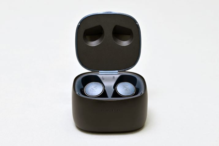 [dP[X̓XNGÃRpNgȃfUCBCX[dKiQiɂΉ