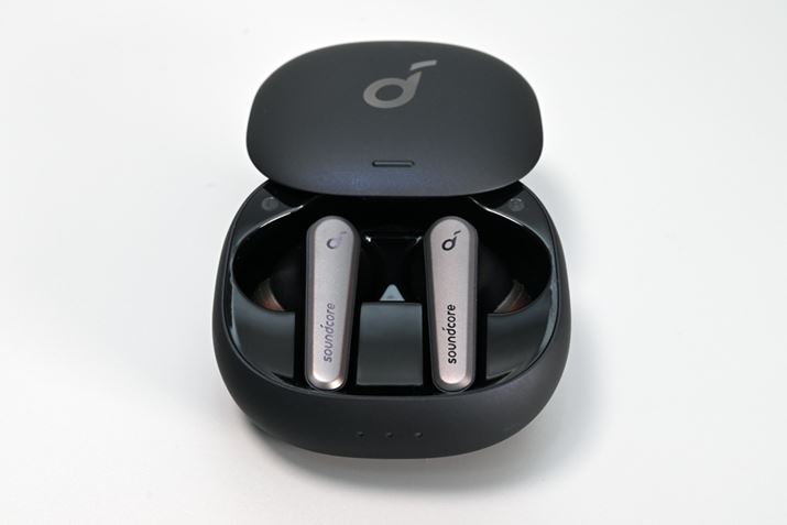 [dP[X̓XCh̃t^̗pBɔ^Ŏ^тɂKĂ