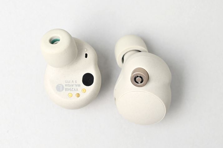 ́uWF-1000XM3vfUCVBC[s[X͎Չ߂V^̂̂ɕύXꂽ