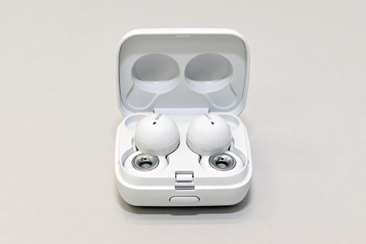 obe[\̂Ȃ̂́A[dP[X͔ɃRpNg