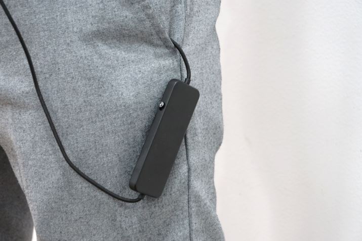 �uN20NC�v��}����iPhone�������|�P�b�g�ɓ��ꂽ���