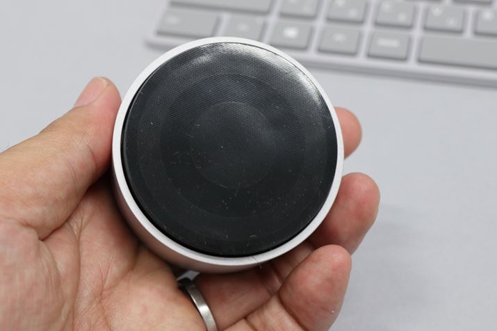 ʂ͋zՂ̂悤ɂȂĂAfBXvCɃs^bƓ\