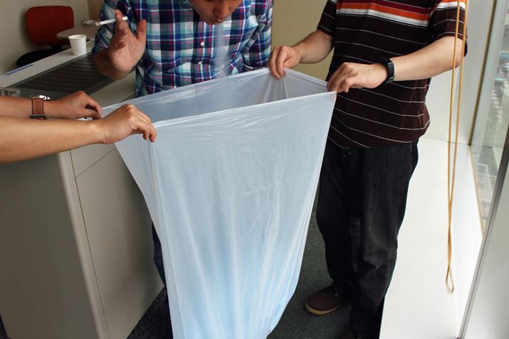 ɍŏIɂ́AWPbgꂽ܂Ƀ^oR̉𐁂A2ԃjICݍ܂܂