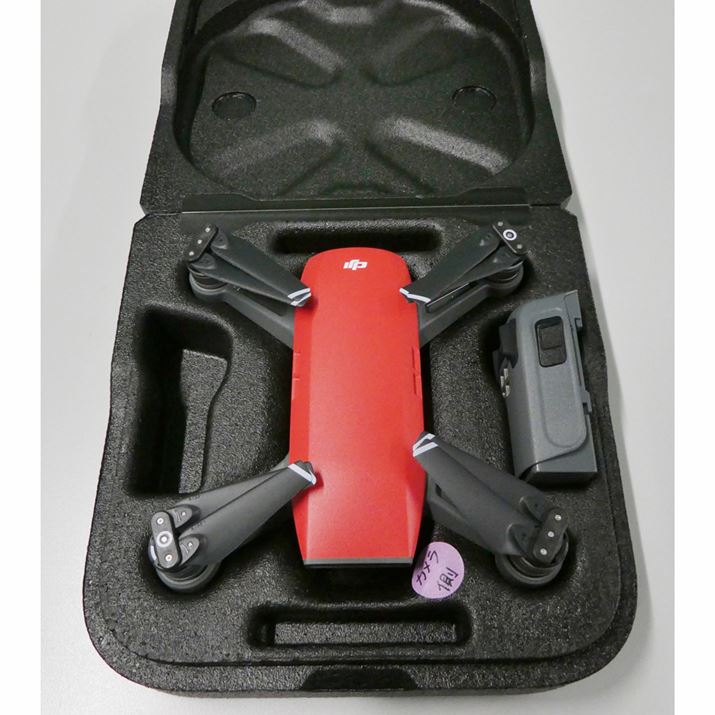 pP[Xɂ́A\obe[2[łAꏏɎ^тł