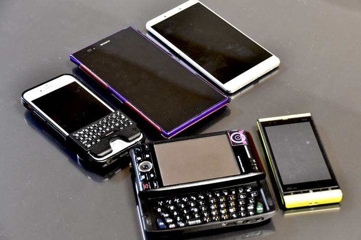 uWindows PhoneiCDMA TSI12jviiAEjoꂵA{iIȃuCNX[ɂ͂ȂȂ