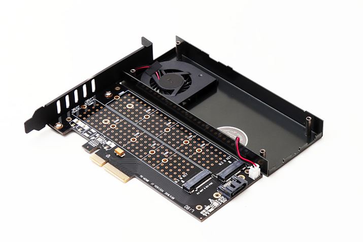 Jo[JԁBJo[̗Ƀu[t@ݒuĂ