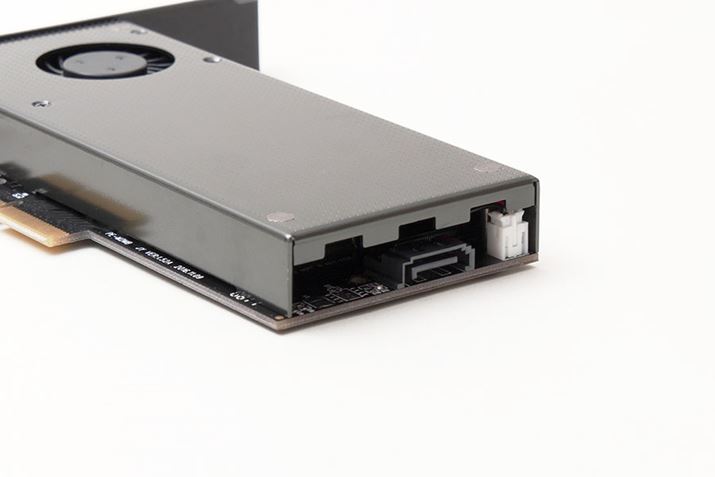 SATAC^[tFCXpM.2 XbggƂ́ASATA|[g}U[{[hɐڑ