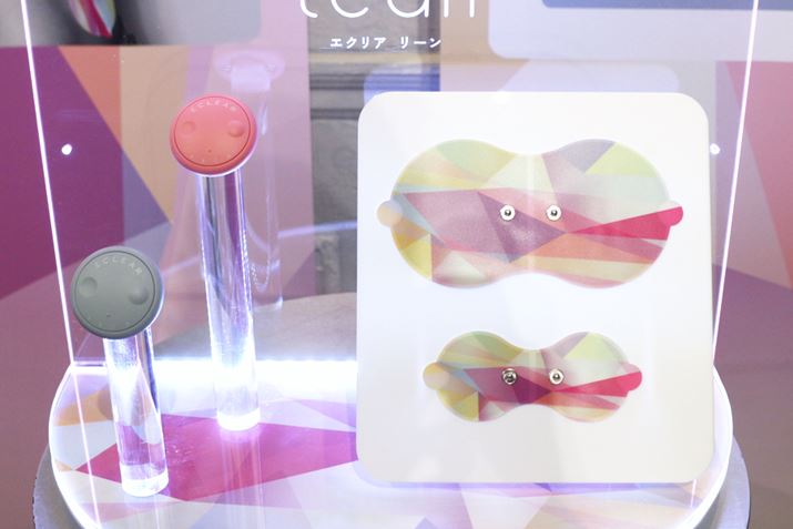 pbh̕IVBiɂ͐pUSBP[uAۊǗpV[gA[|[`Ȃǂt