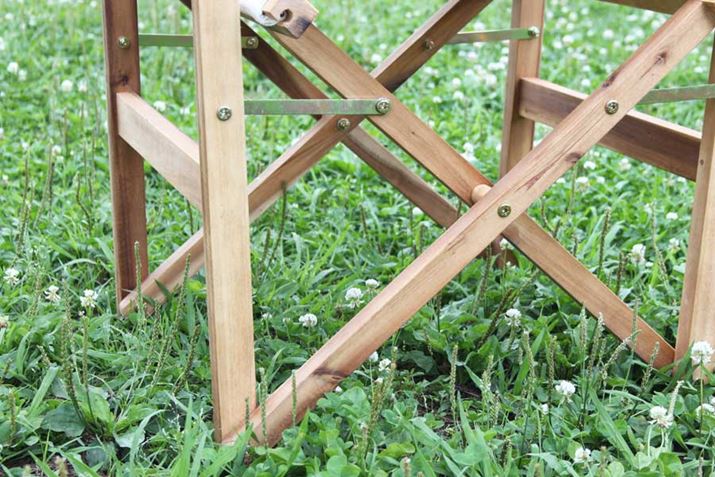 ʓIȐ܂肽ݎ`FA͋̃t[gpĂ܂AuFDfBN^[`FAv̓ICXeCH{VR؂̗pBCeAƂĂg郉OWA[ȃfUC͂ł