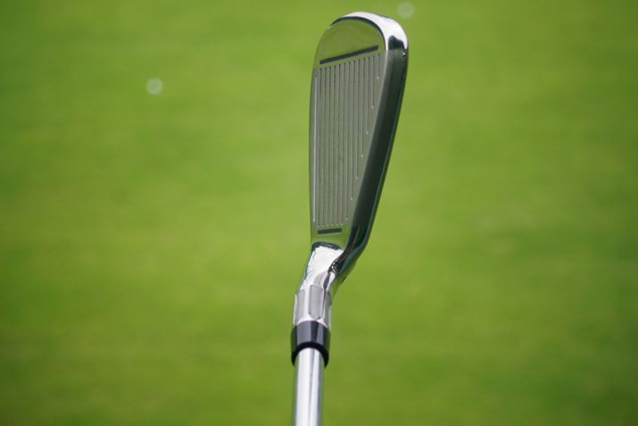 tF[X̍Eɂ\[Ɠa݂Ă܂