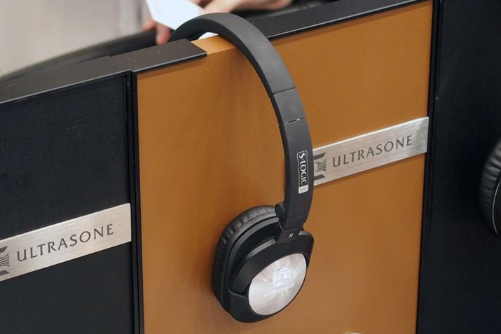 �w�b�h�o���h�����ǂ���A���̑傫�Ȑl�ł��]�T�������đ����ł���悤�ɂȂ����uGo Bluetooth�v