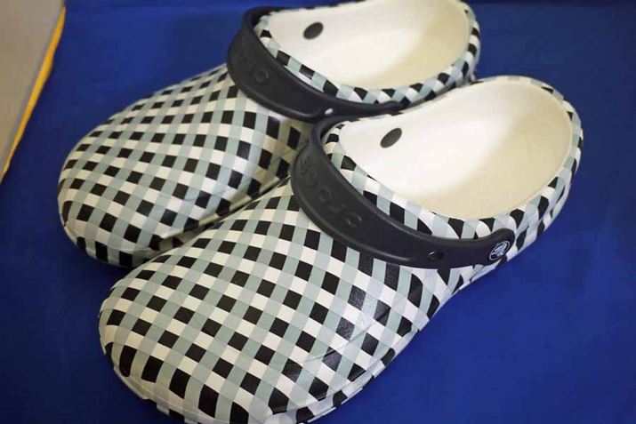 ̖urXg MKNbOvBmɃMK`FbNȃfUCł