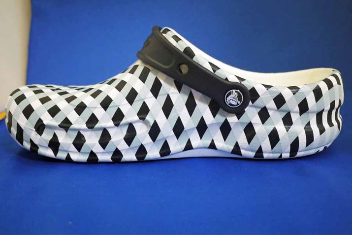 łƂƂɒځBقƂ͈Ⴄ̂ł