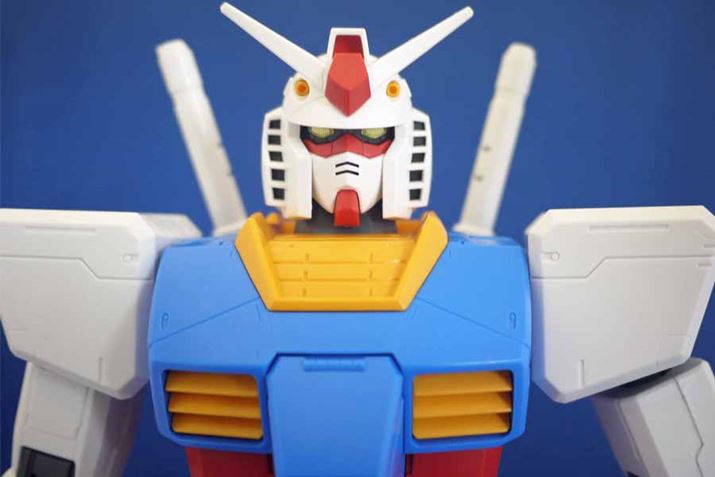 傫ł͂ȂAfBe[ׂAoXGȃK_ł