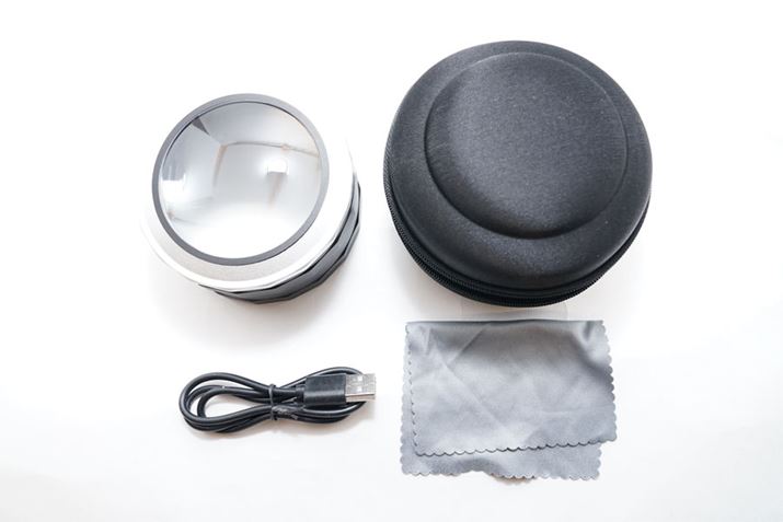 ����́A�f�X�N���[�y�{�́A��p�P�[�X�A�[�d�p�[�d�P�[�u���A�����Y�N���[�j���O�p�̃N���X�ł�