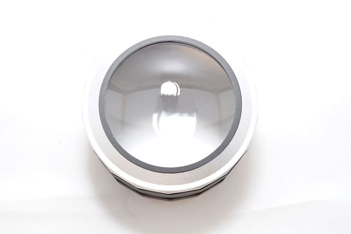 �{�̂ł��B�����Y�̒��a�͖�7cm