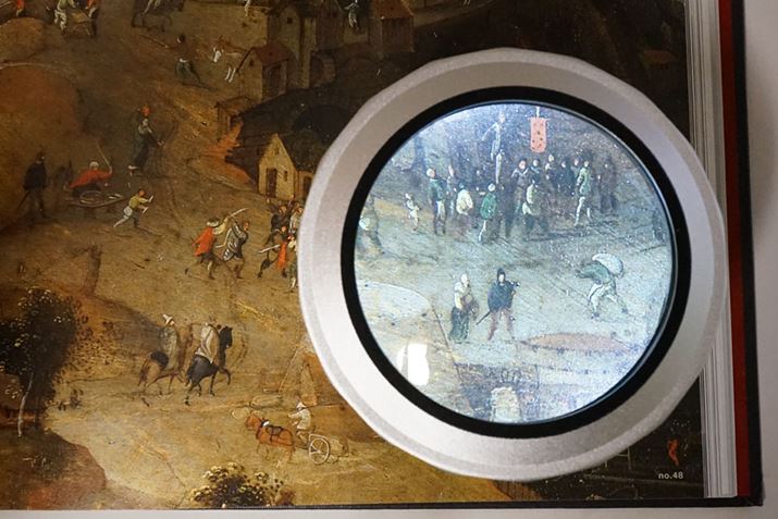 �M�҂͔��p�W�Ȃǂɍs���Ɛ}�^���w������̂ł����A�R��������΍ו��܂Ō��邱�Ƃ��ł��܂�