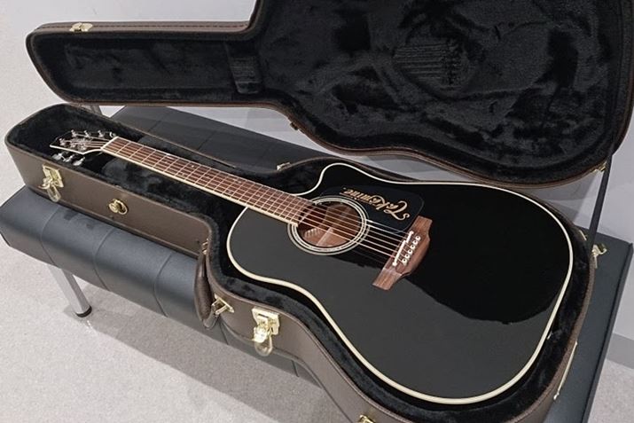 ꂪ̃M^[A^J~lDMP861CłAP[XɓςȂ̏Ԃ炭Ă܂