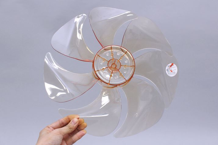 ���[�^�[����H���A�J�o�[�Ȃǂ𓯍��B�H���̓E�F�[�u7���H���ł�