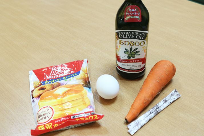 �ޗ��̓z�b�g�P�[�L�~�b�N�X�A�ɂ񂶂�A�T���_���A�����A��