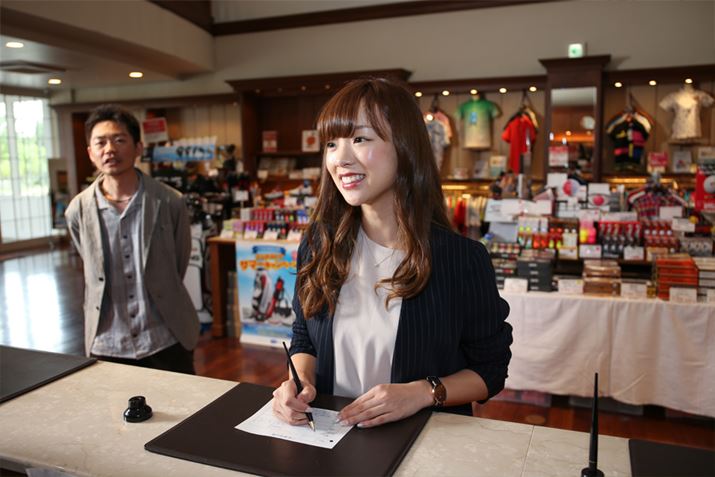 ܂͎tBΉĂX^bt̂̕łĂƂł