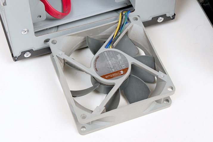 |ς݂̃P[Xt@BŌʂɌŒ肵Ί