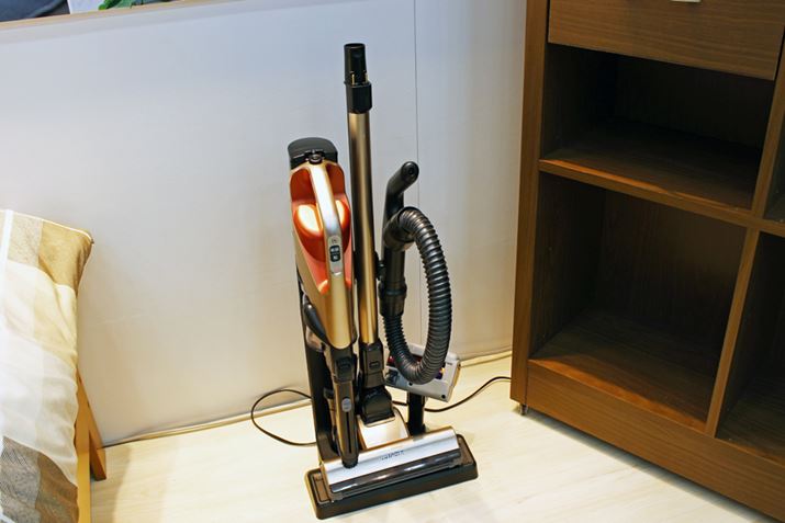 �c�[���͏[�d��ɂ��ׂăZ�b�g�ł���悤�ɂȂ��Ă���̂ŁA���[�ɍ��邱�Ƃ͂���܂���