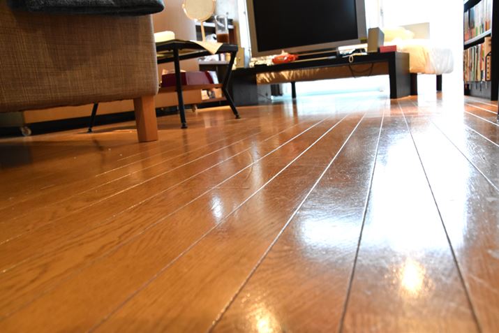 ���r���[�Ɏg�p���������B�O�q�̒ʂ�A�Ƌ�ȊO�̏�Q�����Ȃ��Ȃ�悤�Ɏ��O�ɏ��̏���ł��邾���Еt����