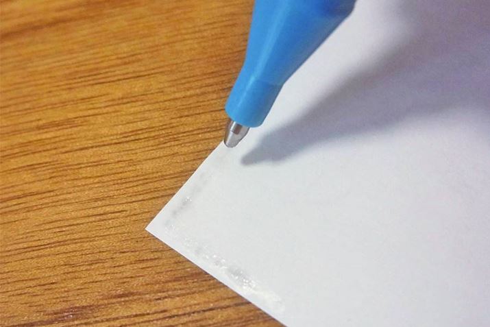 A{̂̒قǂĂƁA[Ȃɂ瓧̉t̂c