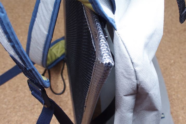 bNTbNɑƂBbVƃbNTbN̊ԂɌԂłĂ܂