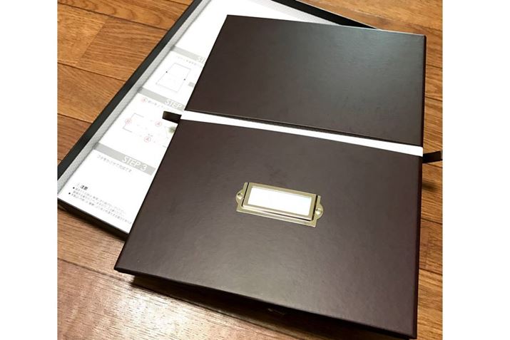 pbP[W̒g͔{̂ƃt^AƐB{̂̓y^RԂɂȂĂ܂