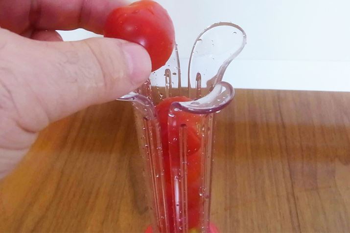 ܂̓LCɐāAw^v`g}gォĂ܂