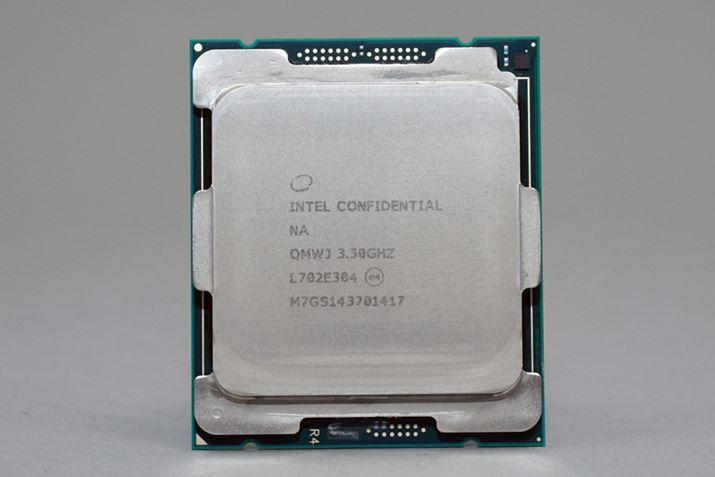 Core i9 7900X