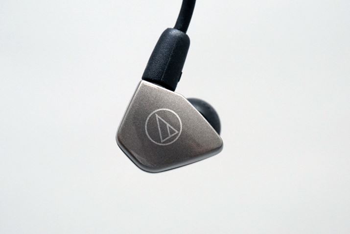 ATH-LS70