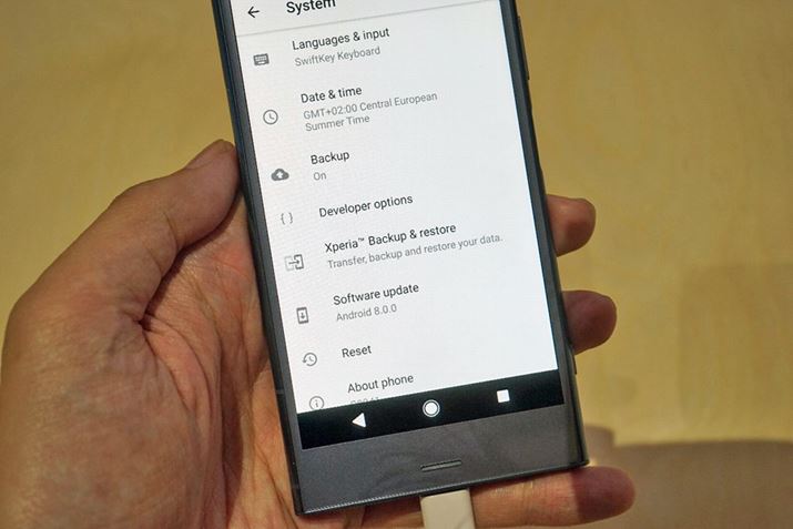 XperiaV[YƂď߂Android 8.0 gOreoh𓋍
