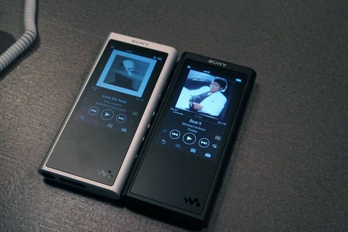 ZX�V���[�Y�̐V���f��NW-ZX300