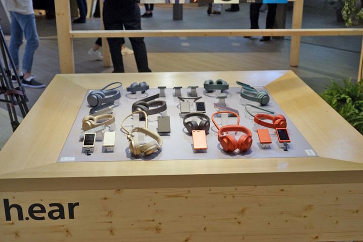 �E�H�[�N�}��A�V���[�Y��h.ear�ƍ��킹���J���[�o���G�[�V�����W�J��