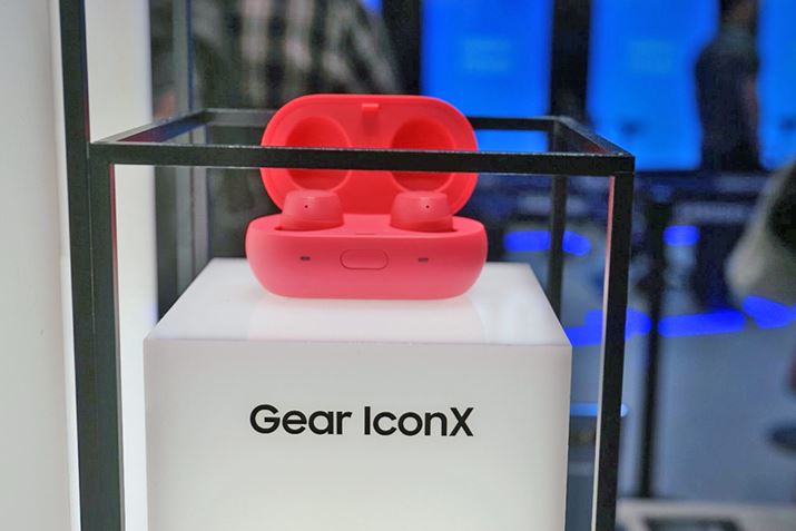 ���S���C���e�X�C���z���́uGear IconX 2018�v���o�W