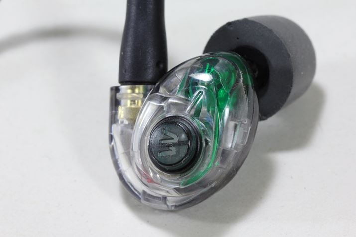 ���͂̉���Westone���S������������uTRU�I�[�f�B�I�t�B���^�[�v��ʂ��ē����Ɏ�荞�܂��