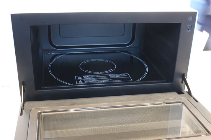 ɓTCY353ij×168ij×293isjmmŁAeʂ͏Ȃ߂18L