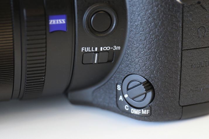 tH[JXW~b^[𗘗płقAtH[JX[hɂAF-A[h